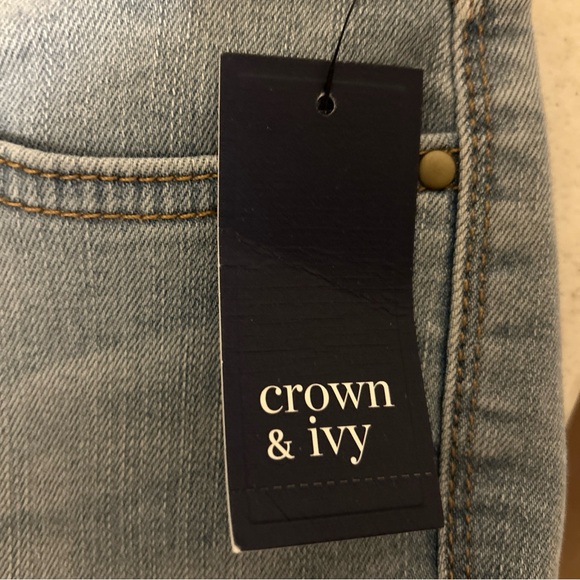 NWT Crown & Ivy Cropped Jeans Women’s 8 Danna Blue Denim Mid Rise Rolled Casual - Picture 5 of 13